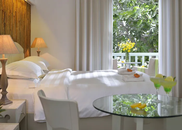 贝斯特韦斯特佩尼诺斯酒店