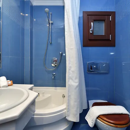 بيتينوس فندق