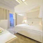 Petinos Platys Gialos (Mykonos)