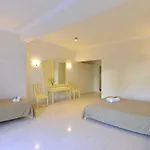호텔 Petinos 4*