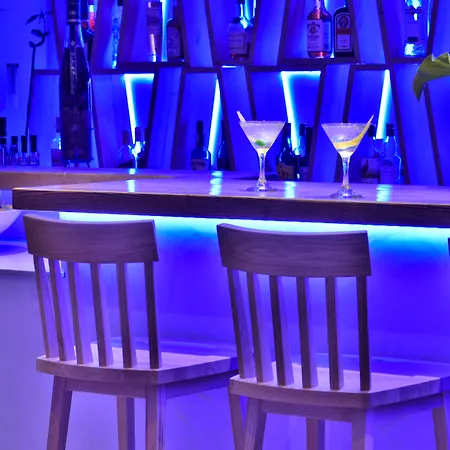 Petinos Platys Gialos (Mykonos)