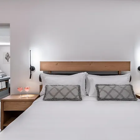Petinos Hotel 4*