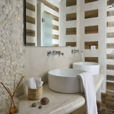 Petinos מלון פלאטיס יאלוס