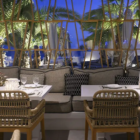 Petinos Platys Gialos (Mykonos)