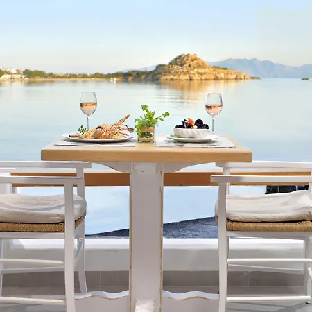 Petinos Hotel