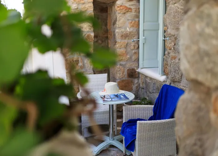 Petinos 4* Πλατύς Γιαλός