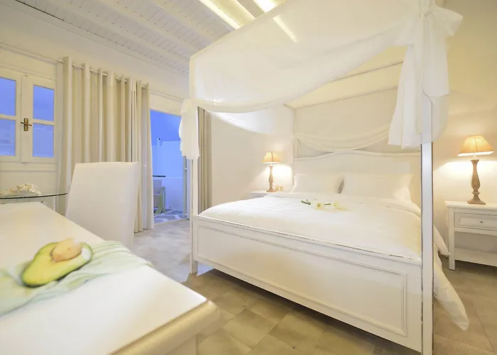 Petinos Platys Gialos (Mykonos)