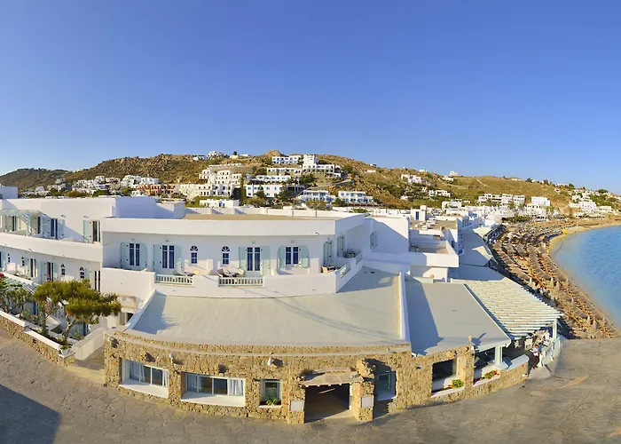 Ξενοδοχείο Petinos 4*